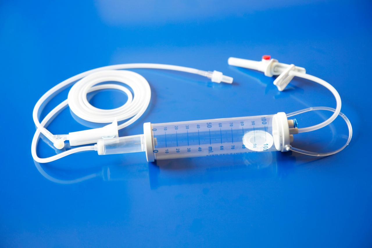 Burette Type Infusion Set JIANGXI SANXIN MEDTEC CO., LTD